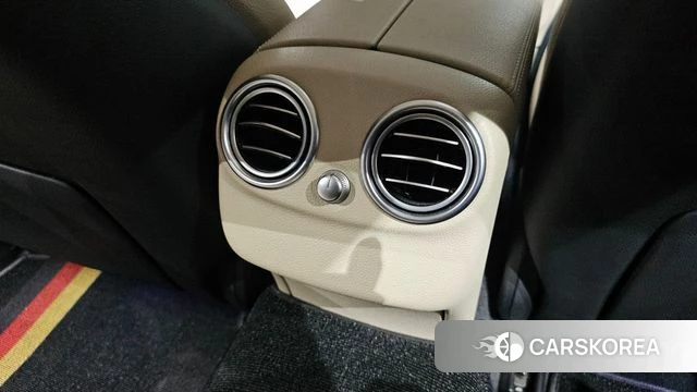 Mercedes-Benz C-Class W205 id 4662771 из Кореи 26