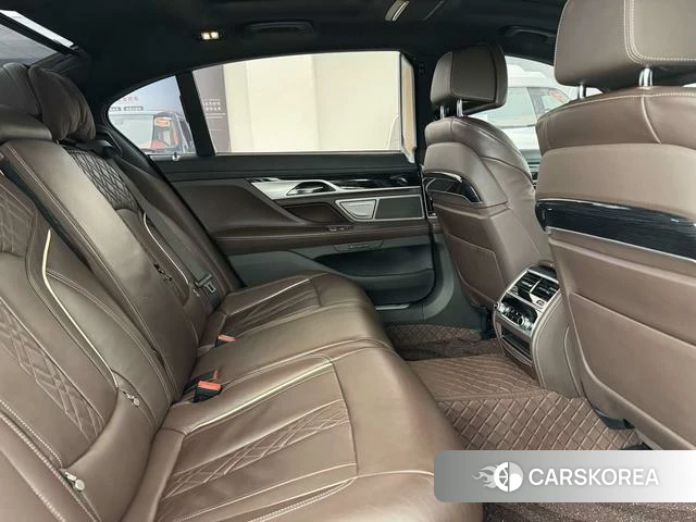 BMW 7 series id 4341730 из Китая 26