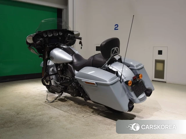 Harley-Davidson Street Glide FLHXS1870 id 3947656 из Японии 26