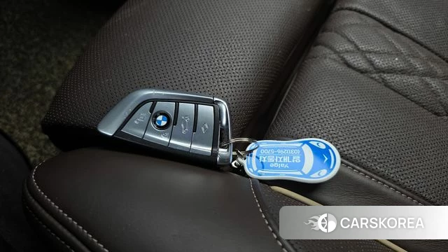 BMW 5 Series (G30) id 4471711 из Кореи 26
