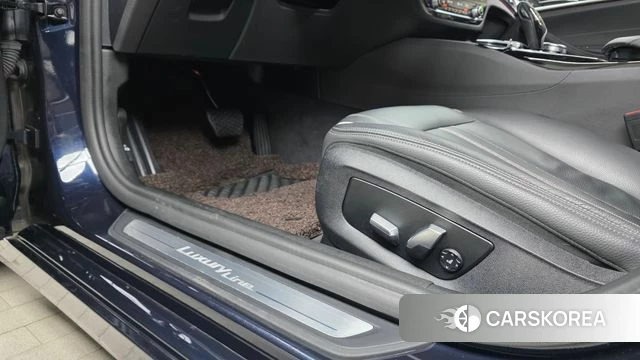 BMW 5 Series (G30) id 4403339 из Кореи 26
