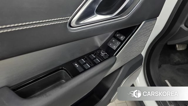 Land Rover Range Rover Velar id 4689034 из Кореи 26