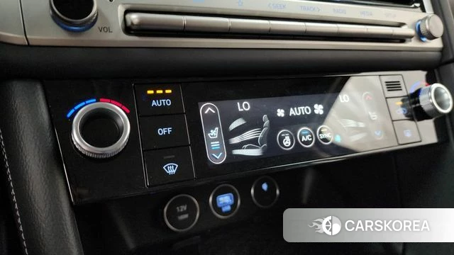 Genesis The New G70 id 4469084 из Кореи 26