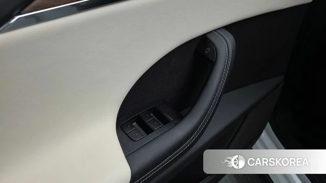 Tesla Model X id 4560929 из Кореи 26