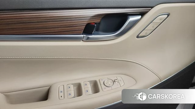 Hyundai Grandeur IG id 4311043 из Кореи 26