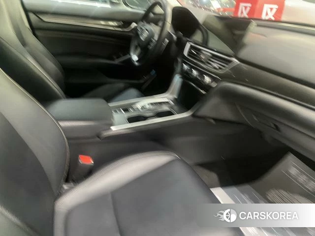 Honda Accord id 4307778 из Китая 26