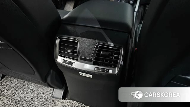 Ssangyong The New Rexton Sports Cannes id 4388069 из Кореи 26