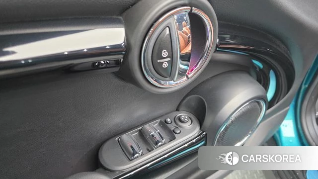 Mini Cooper S Convertible id 4620645 из Кореи 26