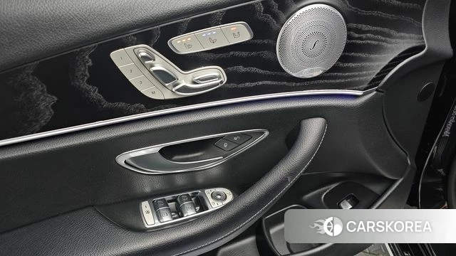 Mercedes-Benz E-Class W213 id 4568537 из Кореи 26