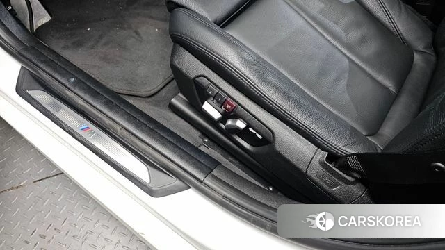 BMW 3 Series (F30) id 4663048 из Кореи 26