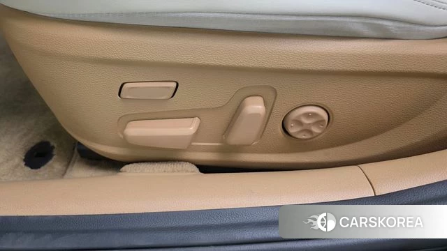 Hyundai The New Grandeur IG Hybrid id 4496115 из Кореи 26