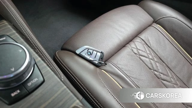 BMW 5 Series (G30) id 4448122 из Кореи 26