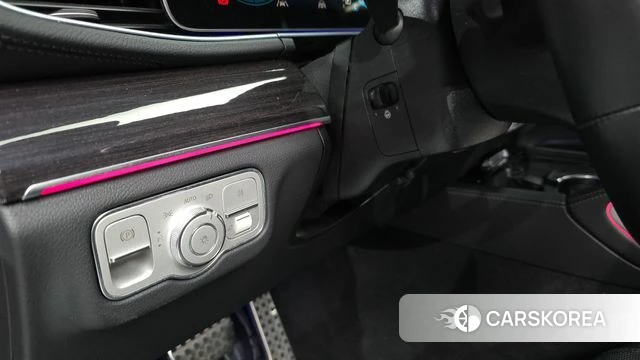 Mercedes-Benz GLE-Class W167 id 4905938 из Кореи 26