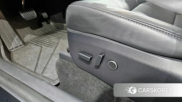 Tesla Model Y id 4315606 из Кореи 26