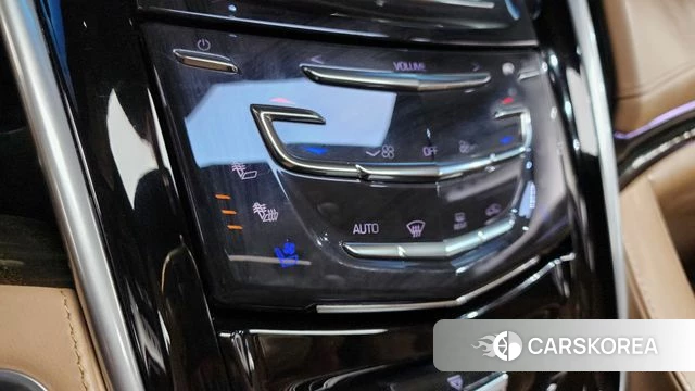 Cadillac Escalade id 4785808 из Кореи 26
