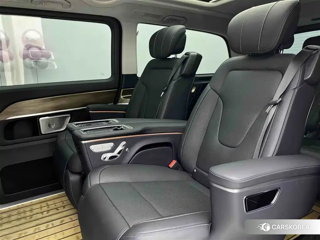 Mercedes-Benz V-Class id 4606866 из Китая 26
