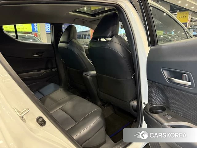 Toyota C-HR id 4209211 из Китая 26