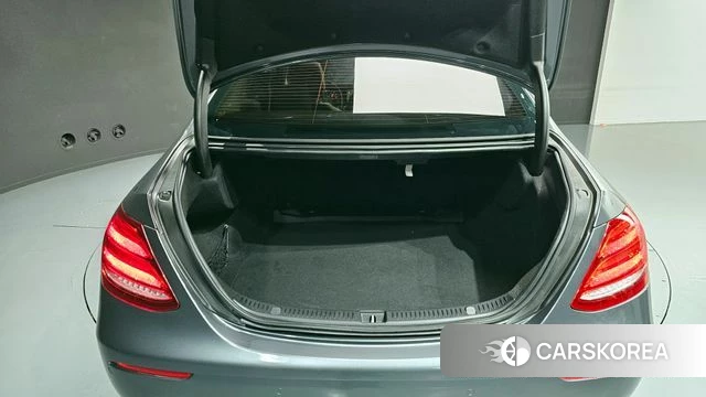 Mercedes-Benz E-Class W213 id 4363447 из Кореи 26