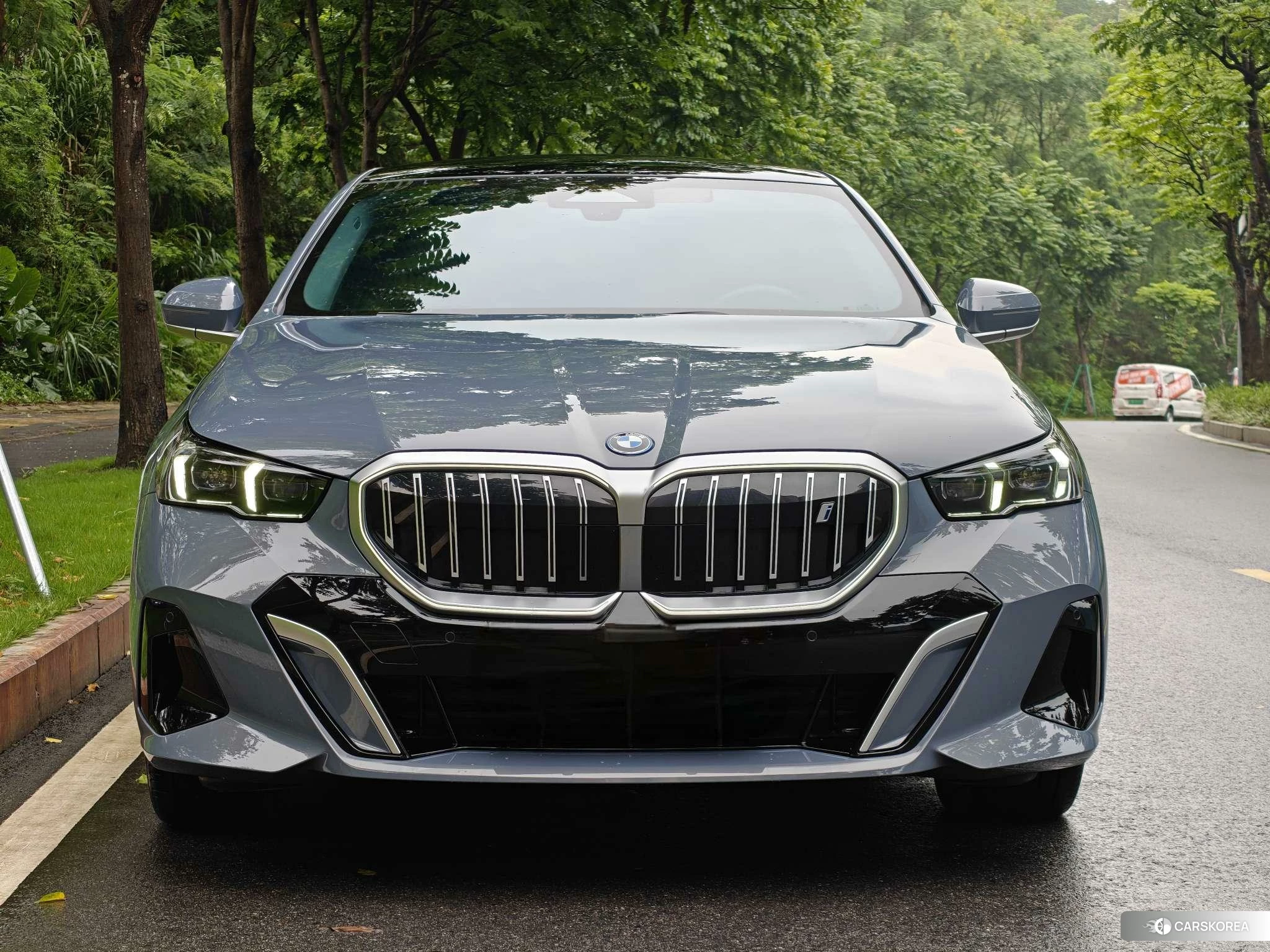 BMW i5 id 4419560 из Китая 26