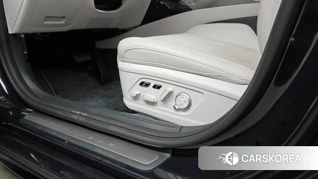 Hyundai Grandeur (GN7) id 4230817 из Кореи 26