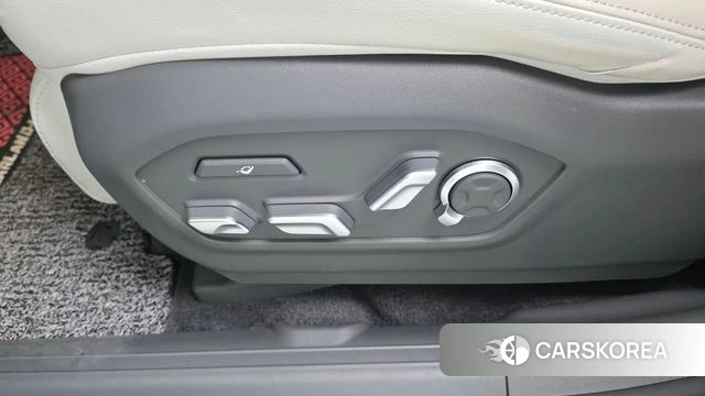 Hyundai Santa Fe (MX5) id 4916649 из Кореи 26