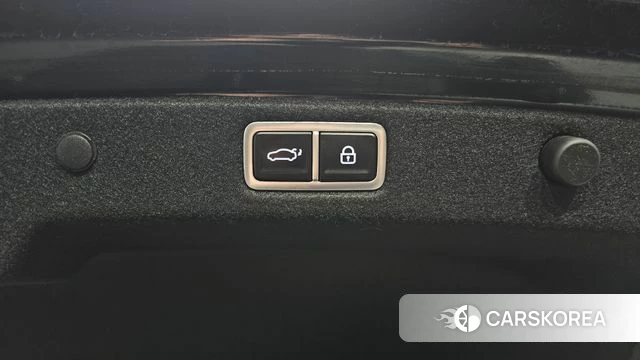 Hyundai Grandeur Hybrid (GN7) id 4540584 из Кореи 26