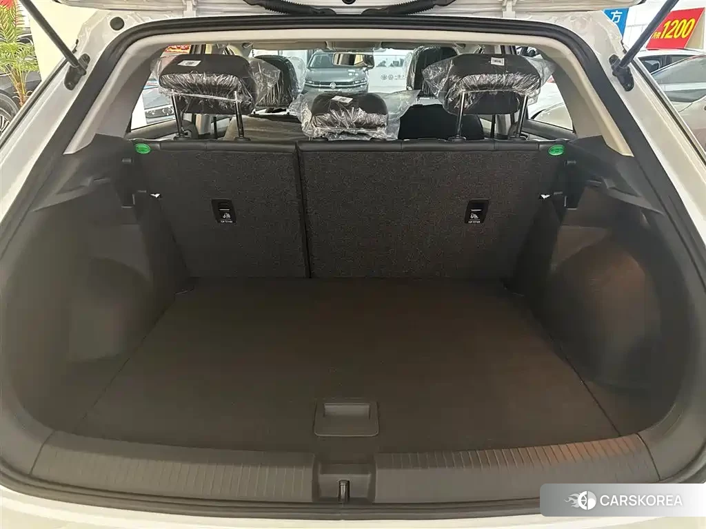 Volkswagen T-ROC exploring Songs id 4553922 из Китая 26