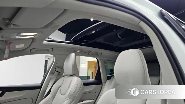 Volvo XC60 second Generation id 4583993 из Кореи 26
