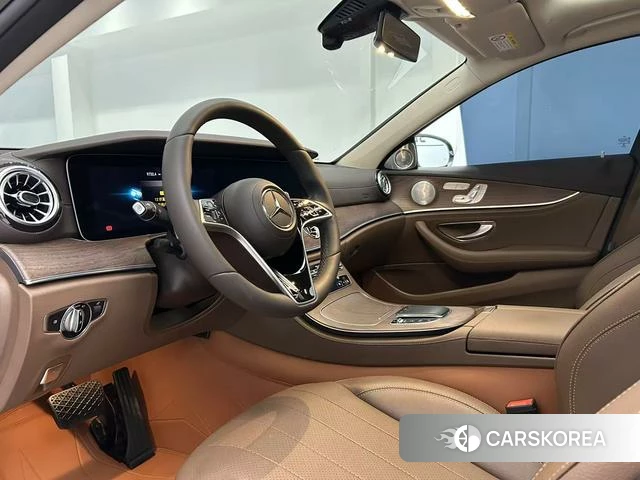 Mercedes-Benz E-class id 4256866 из Китая 26