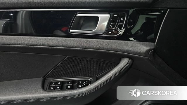 Porsche Panamera (971) id 4501197 из Кореи 26