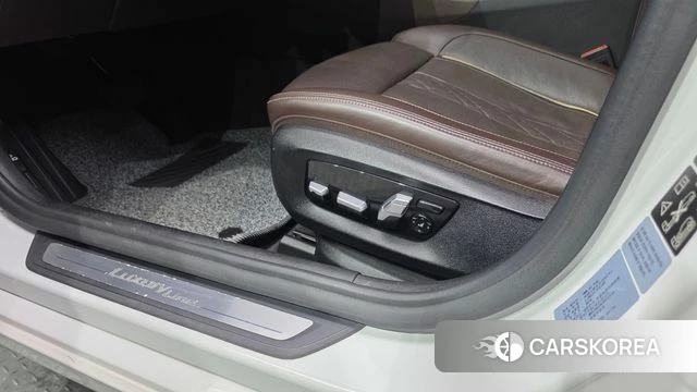 BMW 5 Series (G30) id 4390503 из Кореи 26