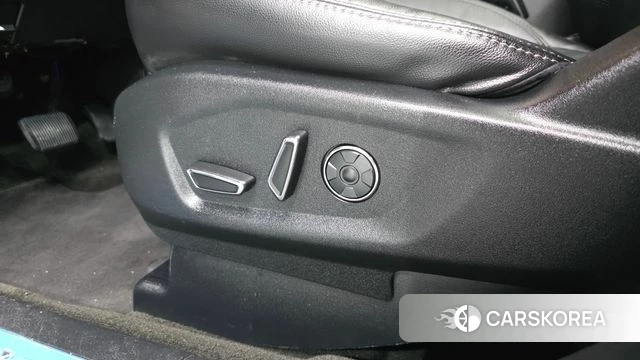 Ford Explorer id 4615533 из Кореи 26