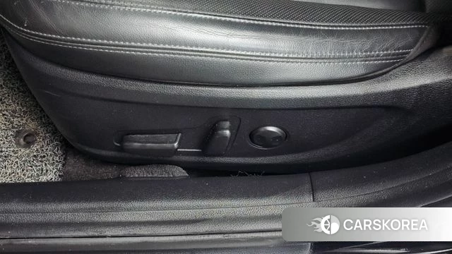 Hyundai The New Grandeur IG id 4641719 из Кореи 26