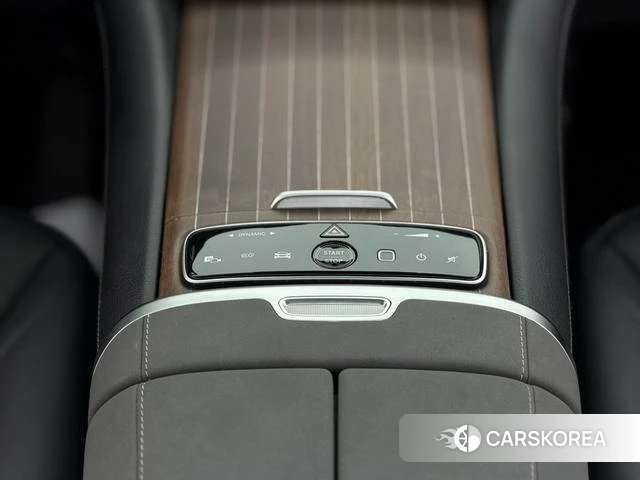 Mercedes-Benz EQS id 4333885 из Китая 26