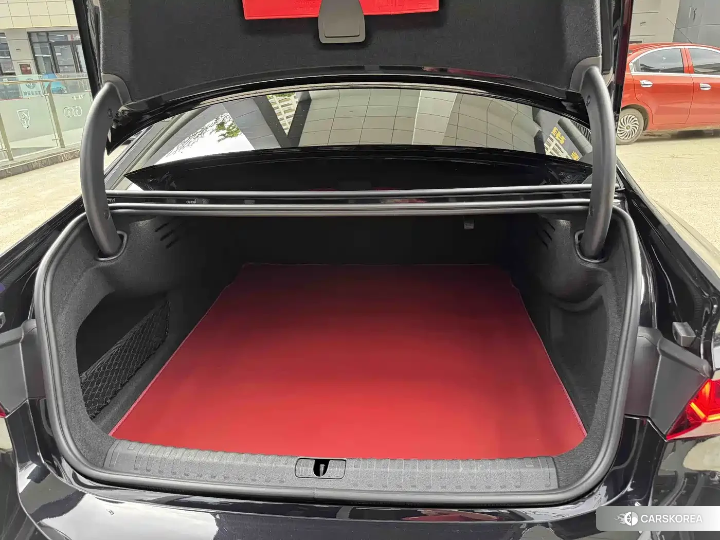 Audi A7L id 4538842 из Китая 26