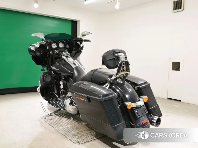 Harley-Davidson Street Glide FLHX1690 id 3947965 из Японии 26