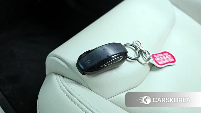 Tesla Model X id 4196326 из Кореи 26