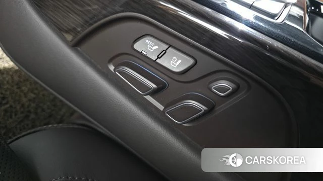 Genesis G90 id 4389626 из Кореи 26