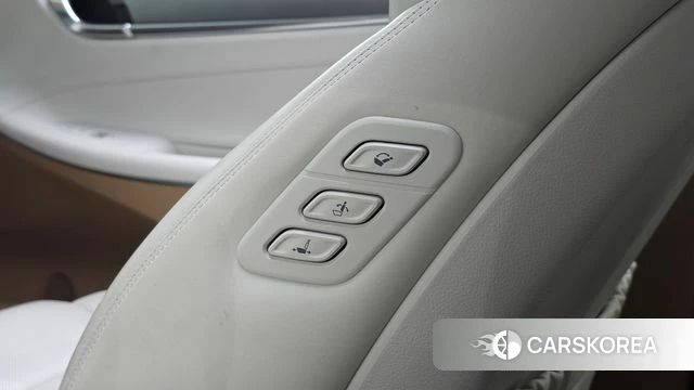 Hyundai The New Grandeur IG id 4317032 из Кореи 26