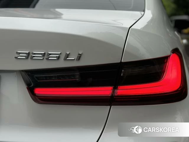 BMW 3 series id 4238676 из Китая 26