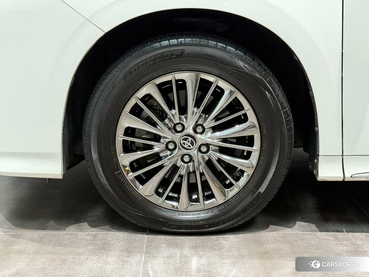 Toyota Elfa id 4452072 из Китая 26