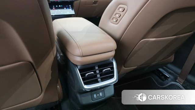 Hyundai Grandeur (GN7) id 4516510 из Кореи 26
