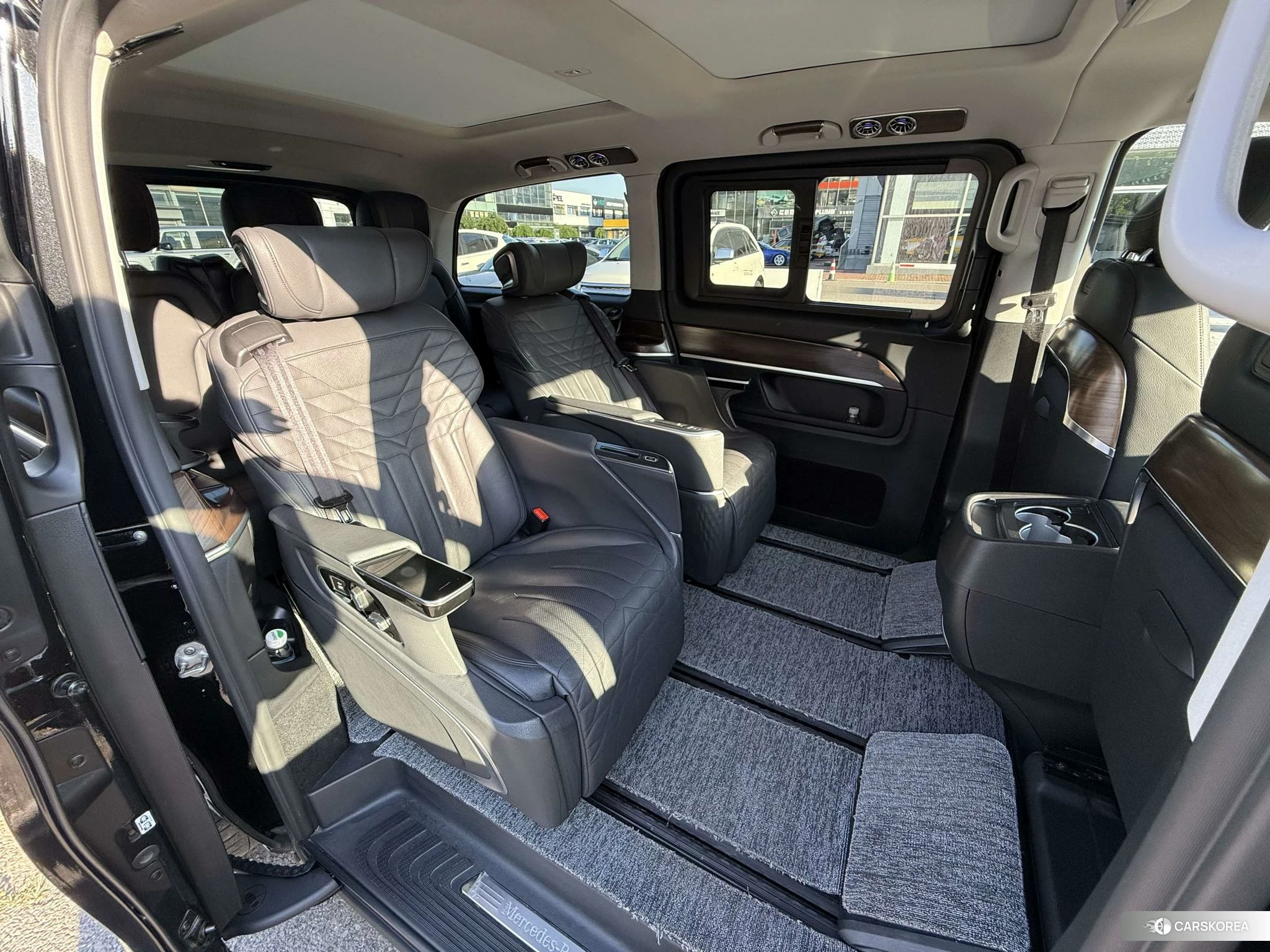 Mercedes-Benz V-class id 4473936 из Китая 26