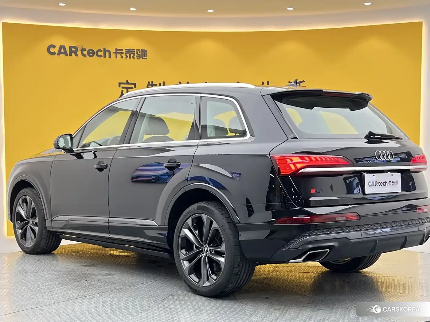 Audi Q7 id 4546223 из Китая 26
