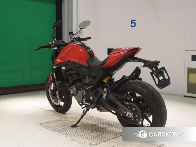 Проданный Ducati MONSTER 937 PLUS id 4238004 из Японии, фото 26