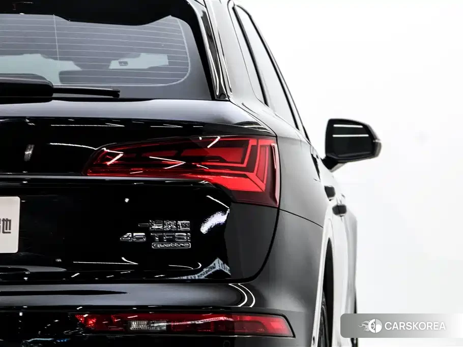 Audi Q5L id 4679505 из Китая 26
