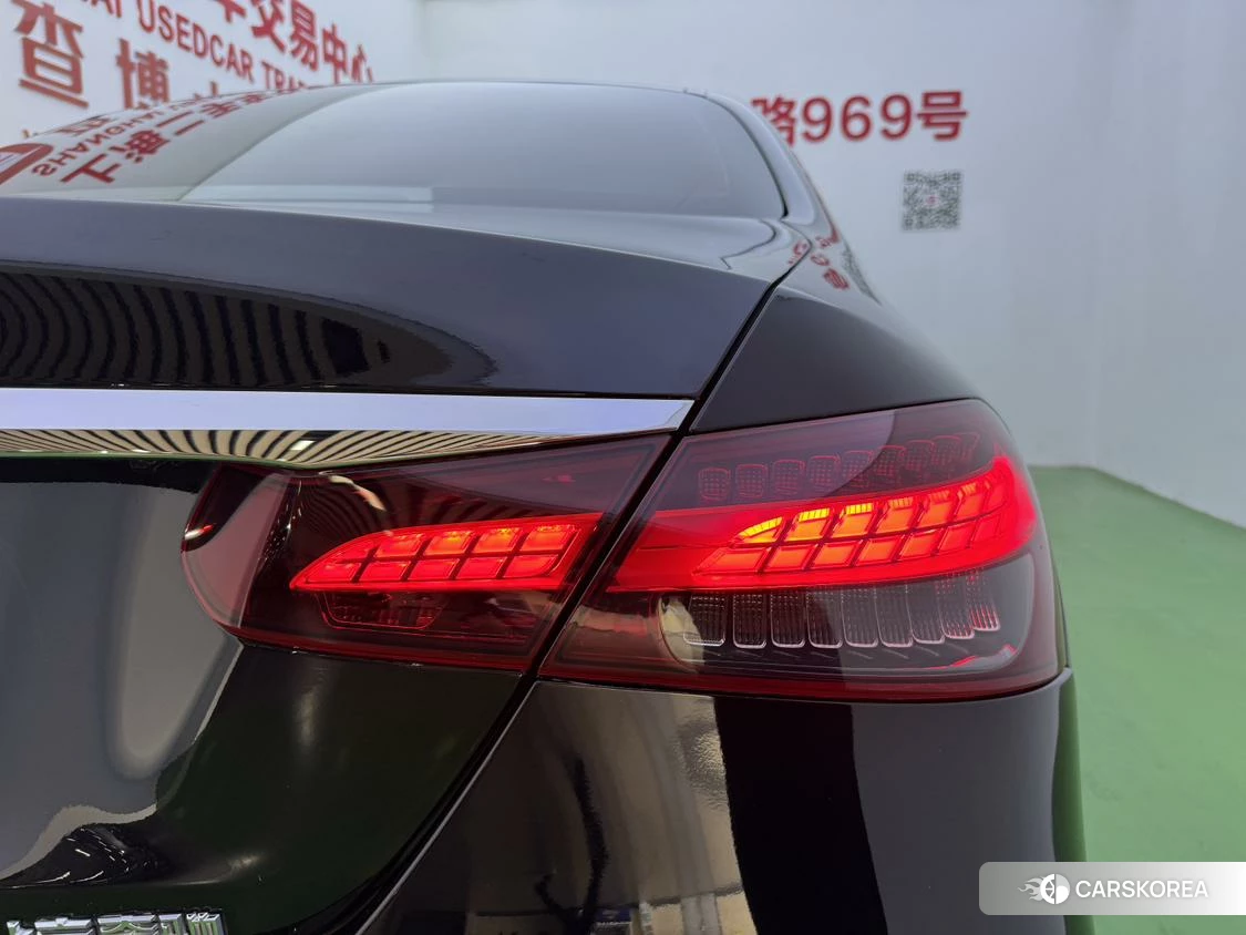 Mercedes-Benz E-class id 4453032 из Китая 26