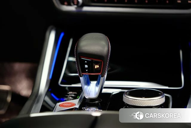 BMW X6 M id 4238876 из Китая 26