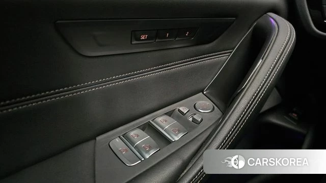 BMW 5 Series (G30) id 4604446 из Кореи 26