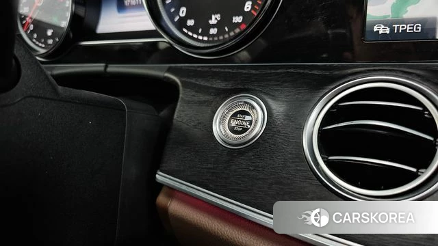 Mercedes-Benz E-Class W213 id 4658215 из Кореи 26